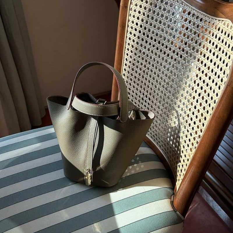 Pia Tasche