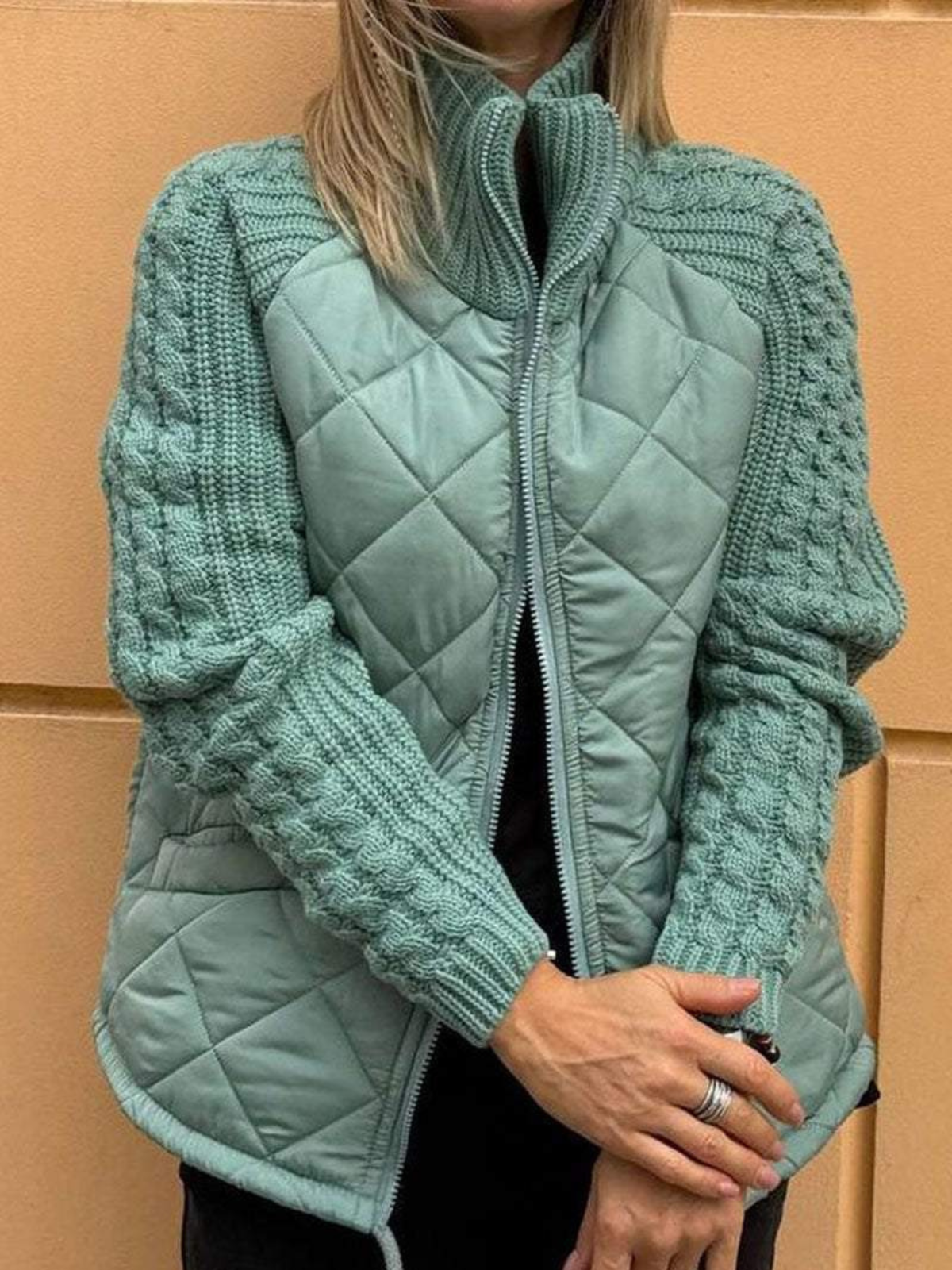 Patricia - Warme Strickjacke